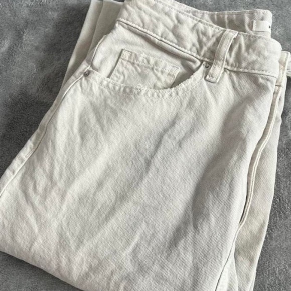 Pacsun distressed cream straight jeans - Picture 2 of 3